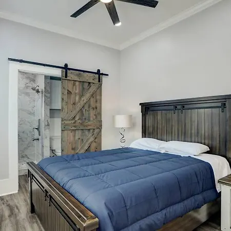 Renovated Beach Bungalow! Galveston Exterior photo
